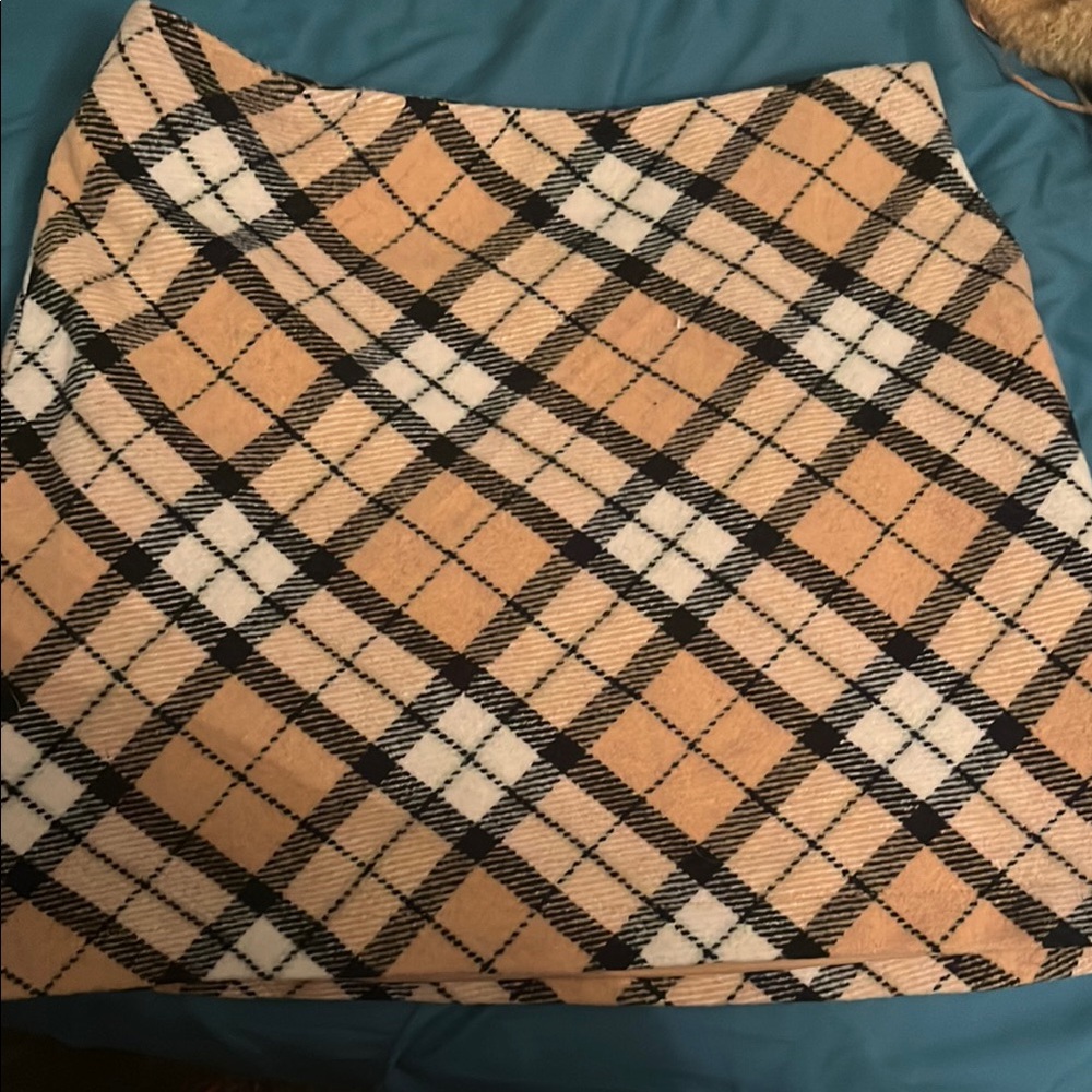 Forever 21 Tan and Black A-Line Skirt